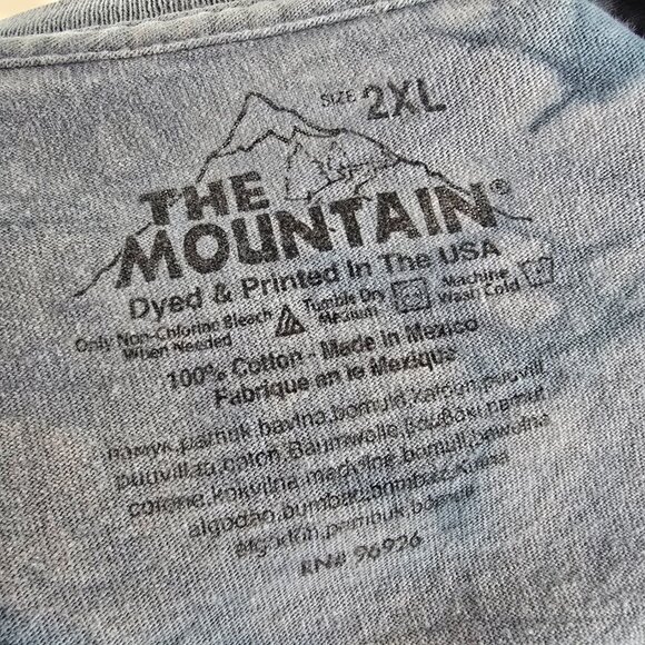 The Mountain T Shirt Men 2XL Blue 2013 Collin Bogle Wolf Big Face Tie Dye Nature - Picture 8 of 9